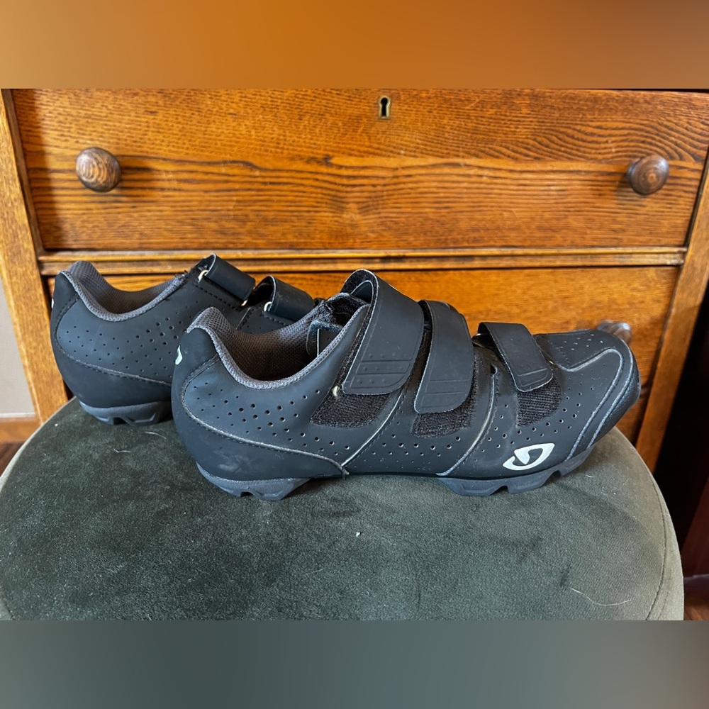 GIRO Riela RII MTB Cycling Shoe-size 8.5/40
